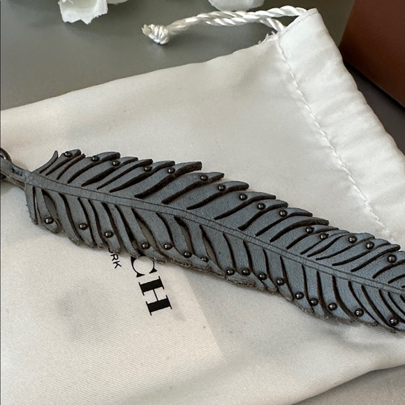 Coach Silver Feather Keychain - Picture 2 of 10